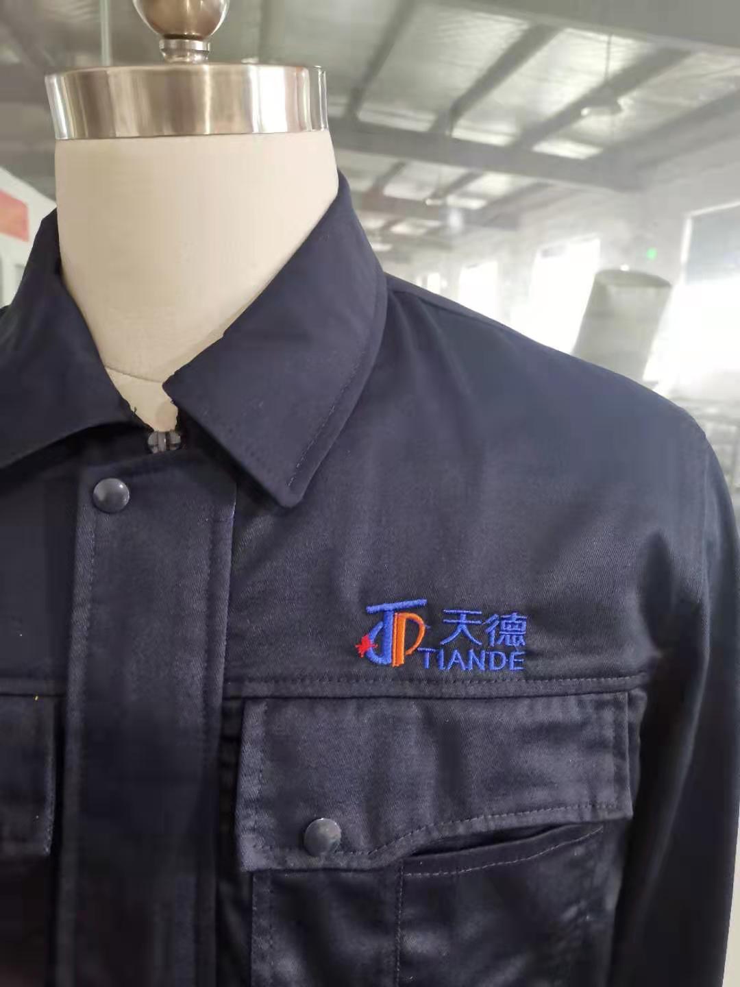 天德泵业工作服大货样衣(图3)